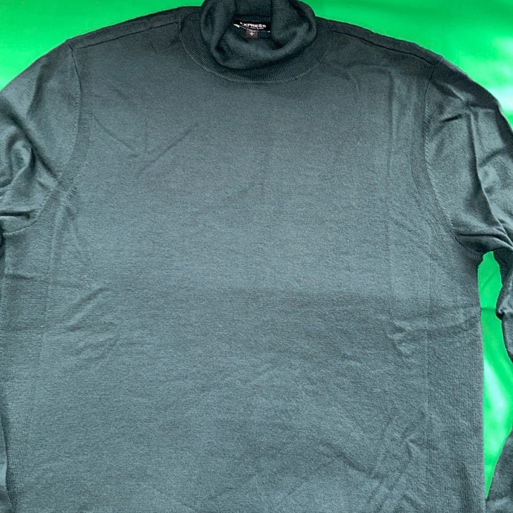 Men’s turtleneck